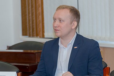 Молодежный парламент на экваторе